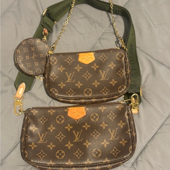 Louis Vuitton Monogram Multi-Pochette - Picture 2 of 2